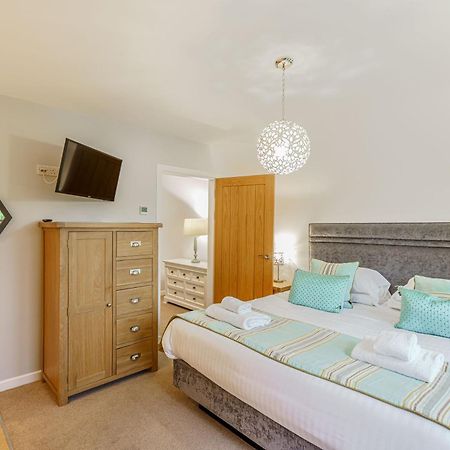 Lord Galloway 35 With Hot Tub Newton Stewart Exteriör bild